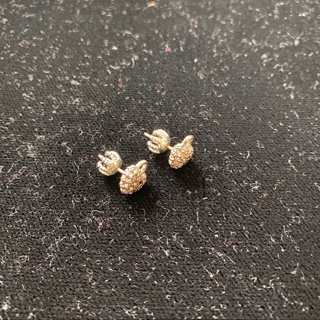 Juicy Couture Stud Earrings 17$